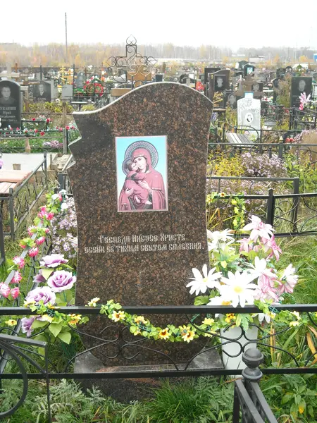 Памятник из гранита — работа Гранит62