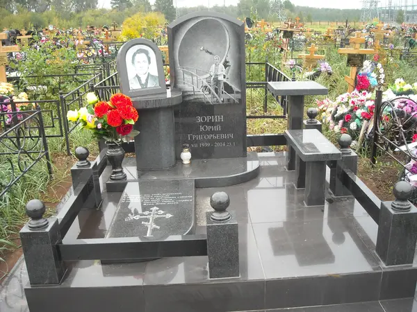 Памятник из гранита — работа Гранит62