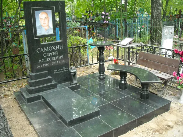 Памятник из гранита — работа Гранит62