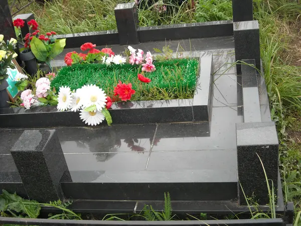 Памятник из гранита — работа Гранит62