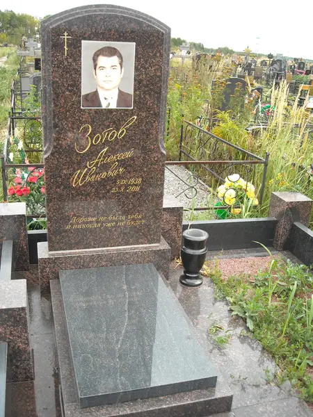 Памятник из гранита — работа Гранит62