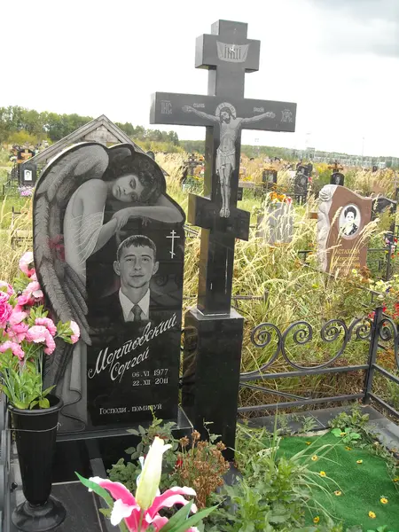 Памятник из гранита — работа Гранит62