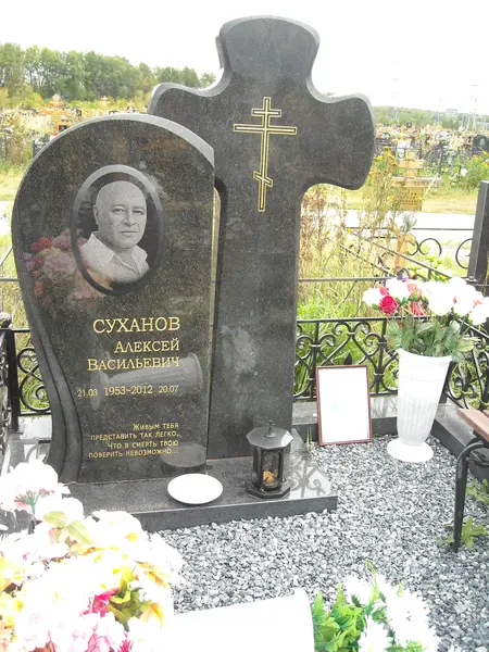 Памятник из гранита — работа Гранит62