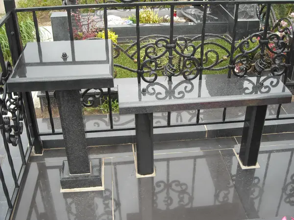 Памятник из гранита — работа Гранит62