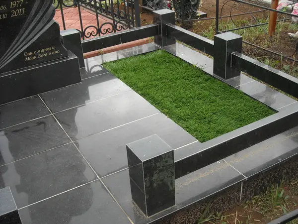 Памятник из гранита — работа Гранит62