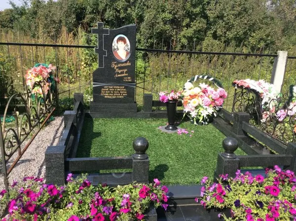 Памятник из гранита — работа Гранит62