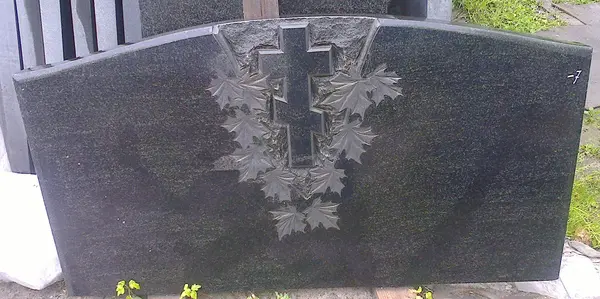 Памятник из гранита — работа Гранит62