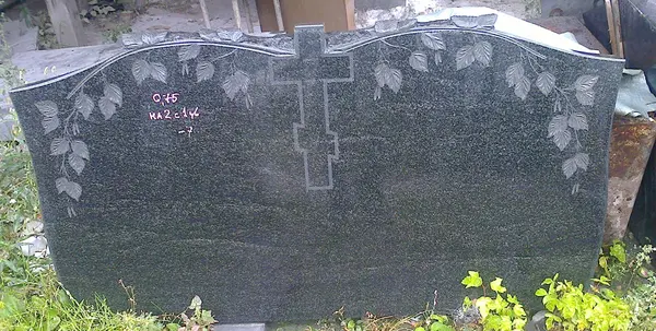 Памятник из гранита — работа Гранит62