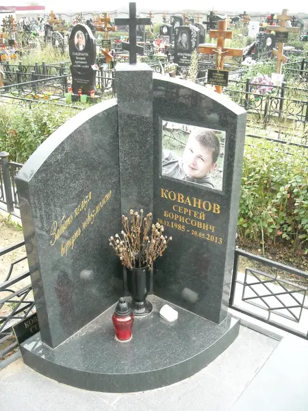 Памятник из гранита — работа Гранит62