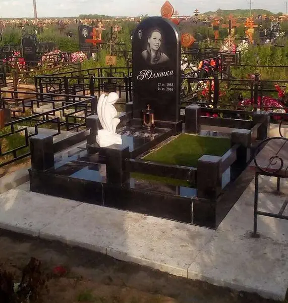 Памятник из гранита — работа Гранит62