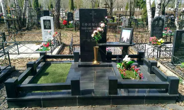 Памятник из гранита — работа Гранит62