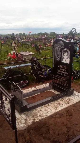 Памятник из гранита — работа Гранит62