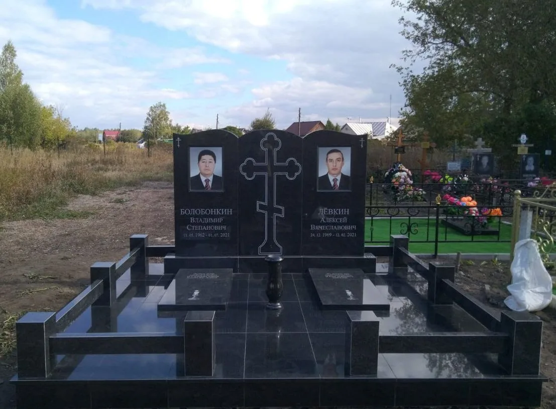 КРП-15 — с крестом, Гранит62